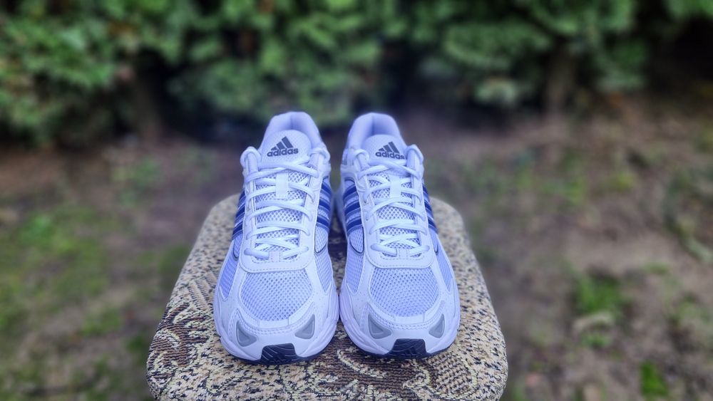 Кросівки Adidas Response.Розмір 42