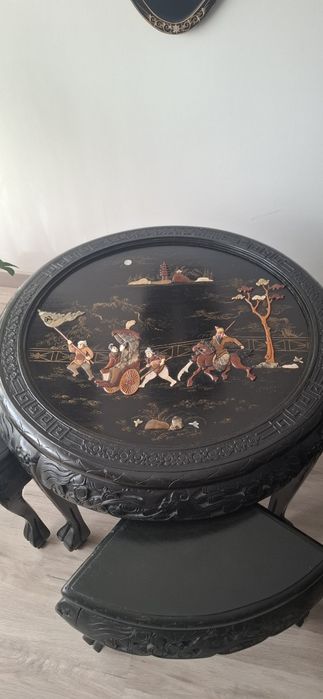 Mesa chinesa madeira com 4 banquinhos