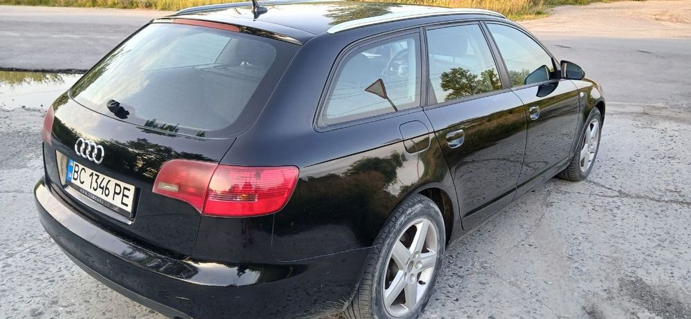 Автомобіль Audi A6