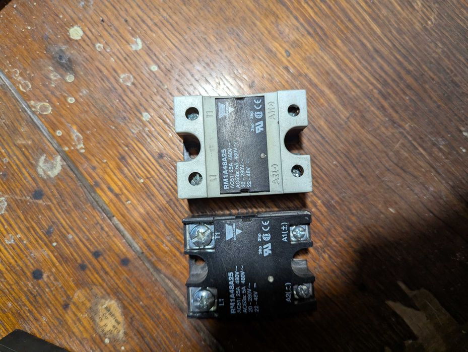 Реле твердотільне Carlo Gavazzi