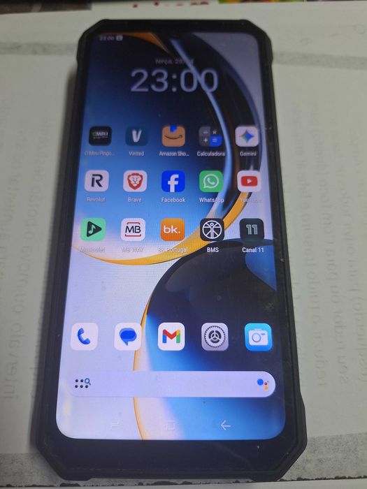 Telemovel FOSSiBOT F109 5G (256GB) – Ecrã Duplo, Bateria 10600mAh, Ultra Resistente (Com Caixa)