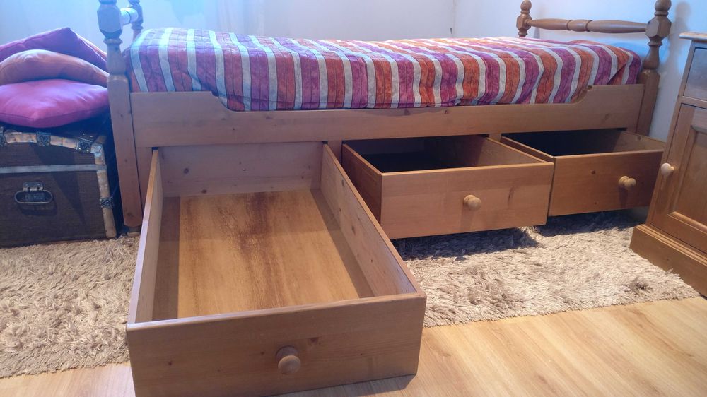 Quarto de solteiro - Companhia Inglesa