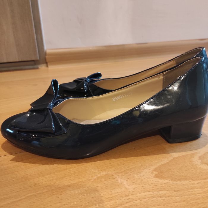 Baleriny lakierek granat 39