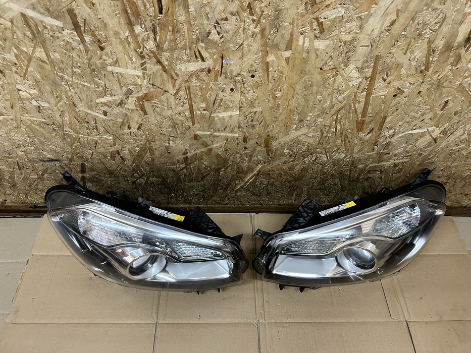 Передні фари Nissan Qashqai J10 Нісан Кашкай Джей 10 10–13 рестай
