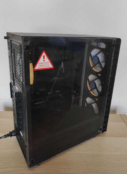 Komputer do gier [Radeon RX 6650 XT, Ryzen 5 5600, 16GB RAM, 1TB SSD]