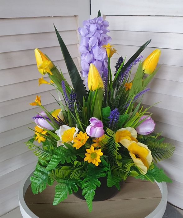 Stroik nagrobny wiosenny tulipany hiacynt