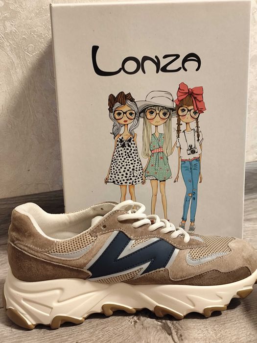 Кросівки Lonza ЖІНОЧІ