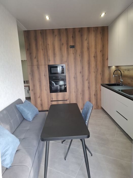 Подобова Посуточная аренда в 65 Перлині, Kadorr City, Краснова,  центр