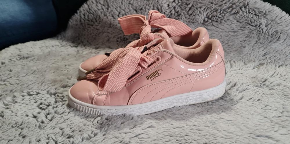 Różowe adidasy Puma