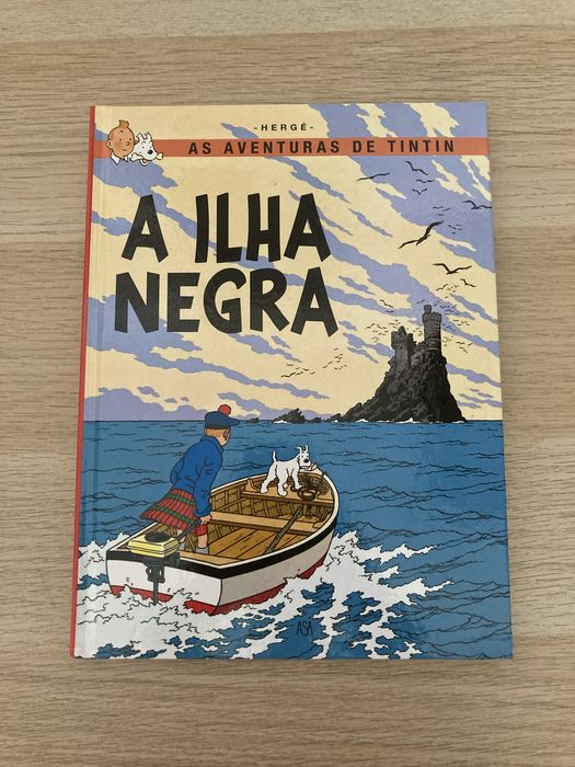 Livro - A ilha negra de As Aventuras de Tintin