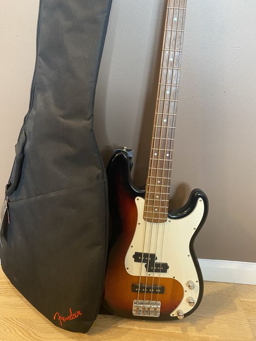 Gitara basowa Fender Squirer Precision Bass