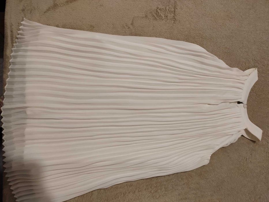 Vestido plissado branco
