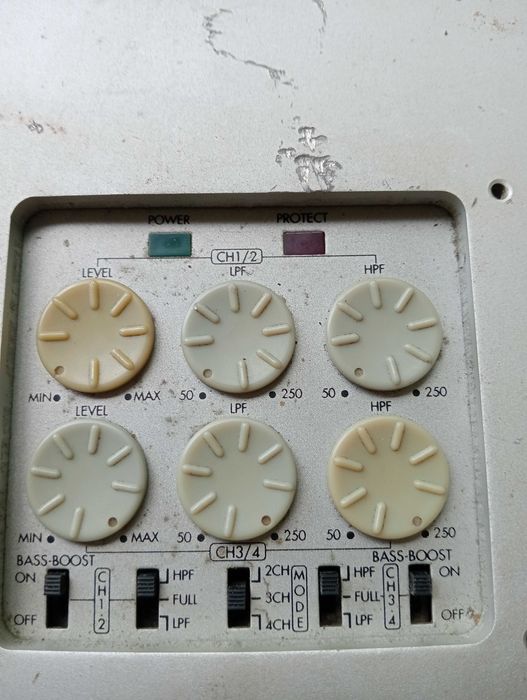 Wzmacniacz MAC NINJA 4x120 W - 12v