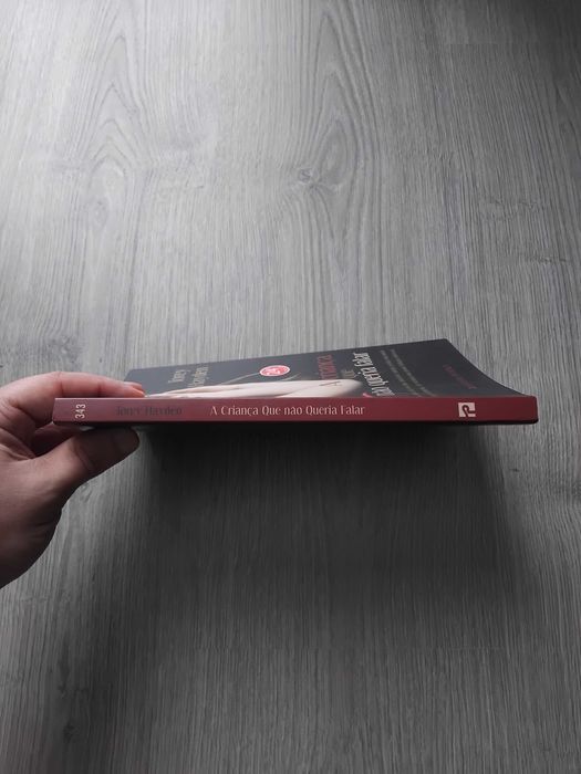 Livro A criança que não queria falar de Torey Hayden