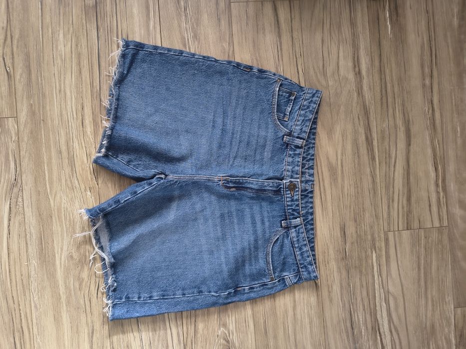Paczka jeansów rozmiar 40