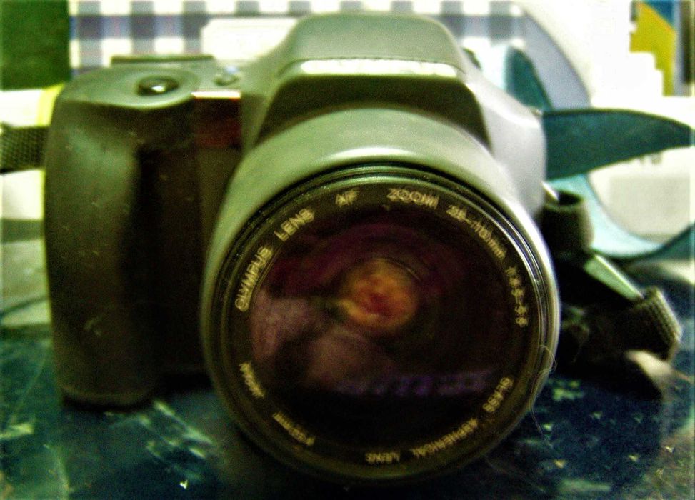 Máquina fotográfica OLYMPUS is-10 totalmente Automática