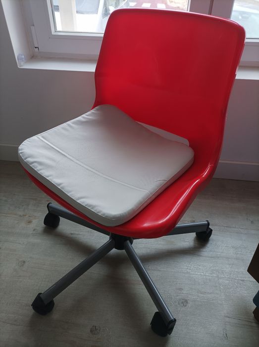 Cadeira p/secretária