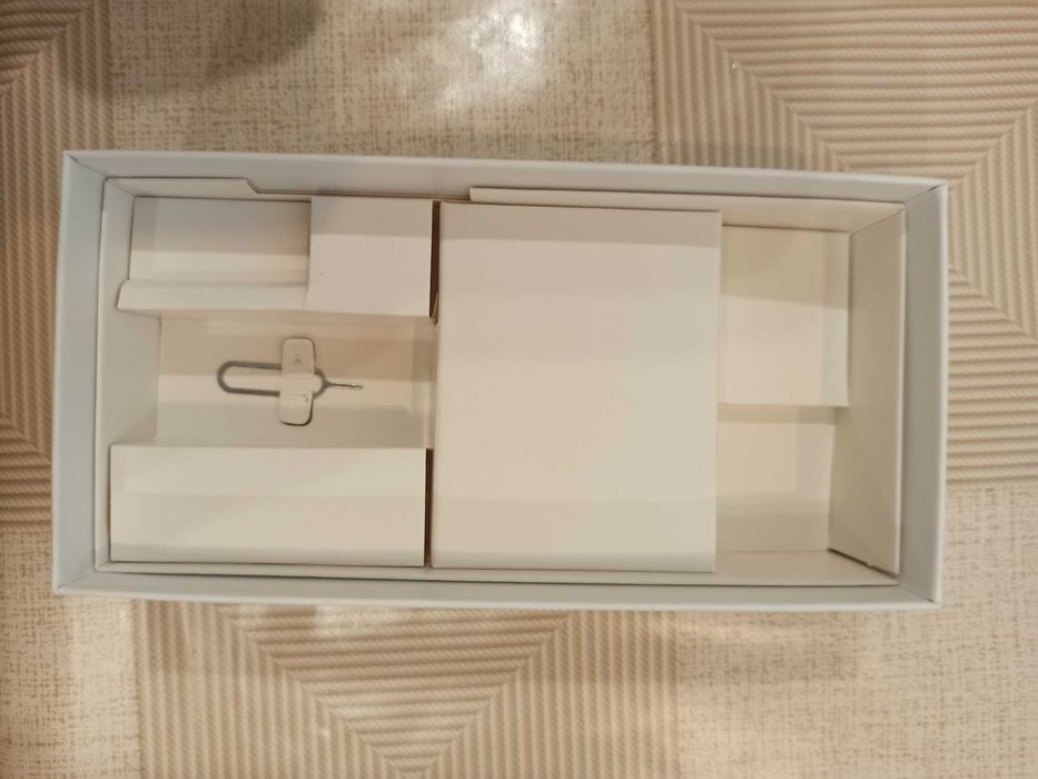 Телефон Redmi Note 5 Gold новый 6/128