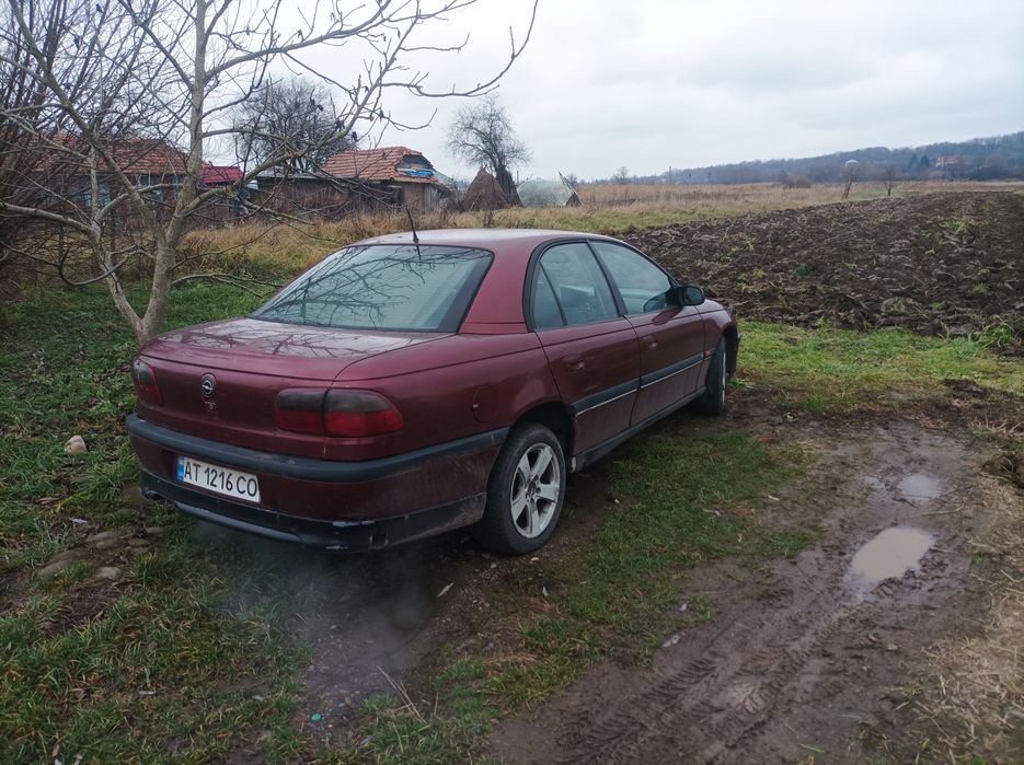 Продається автомобіль opel omega b