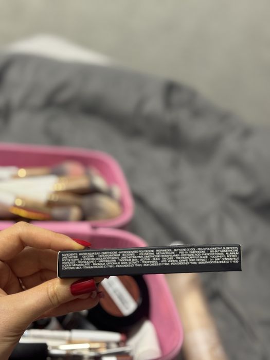 Продам консилер Nars