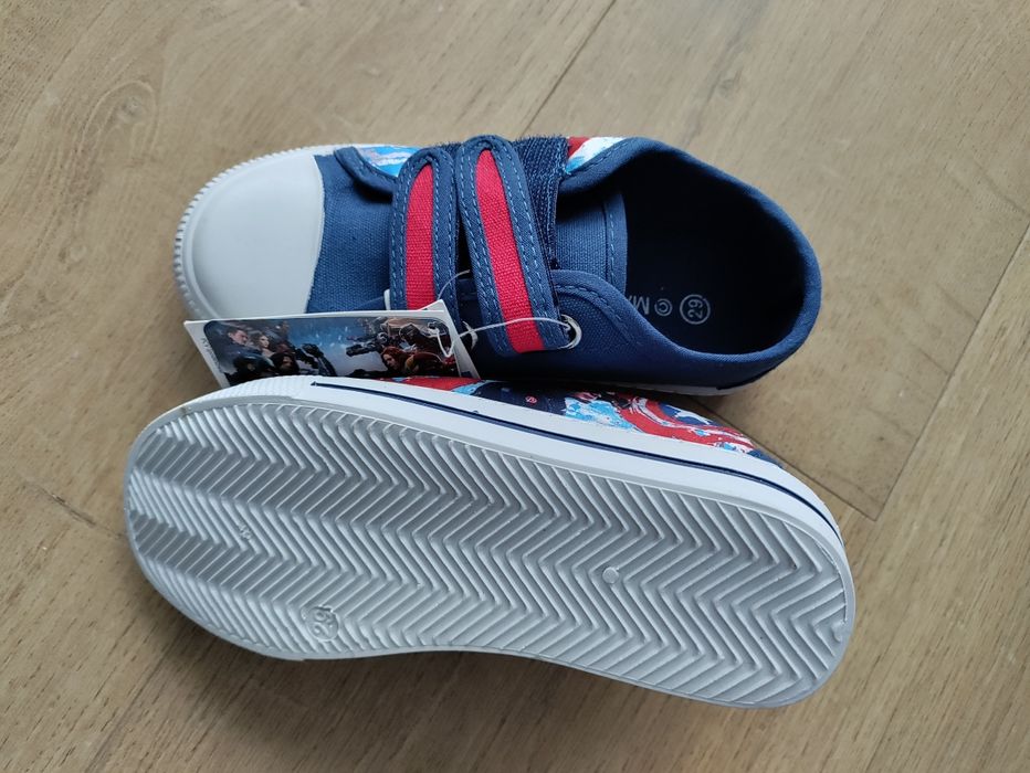 Buty trampki Marvel r. 29