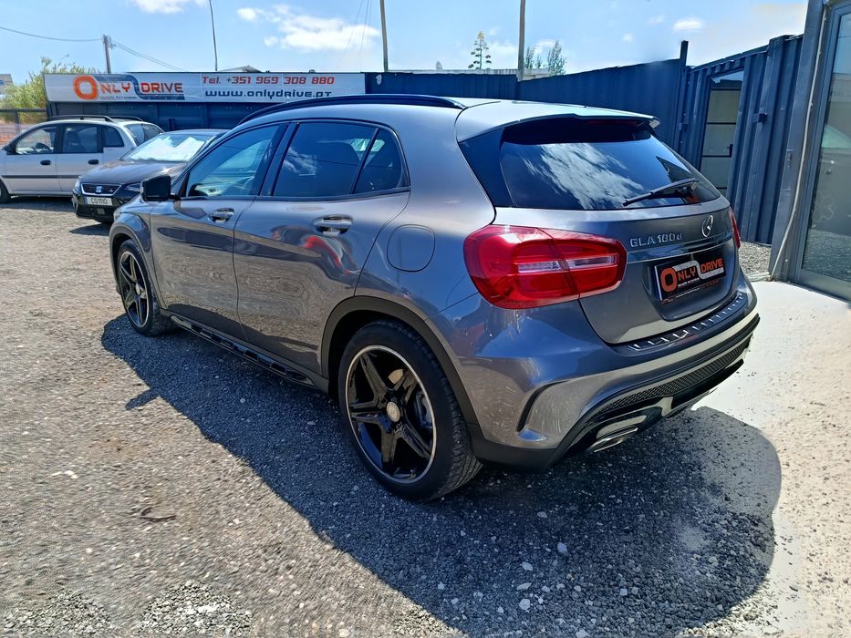 Mercedes-Benz GLA 180 d  AMG , Desde 295€ , Topos de gama