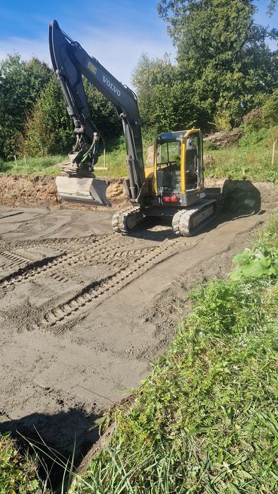Wywóz Ziemi Gruzu prace ziemne fundamenty drogi utwardzenia koparka