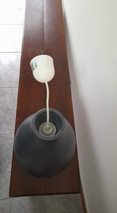 Candeeiro cinzento440515194646712320