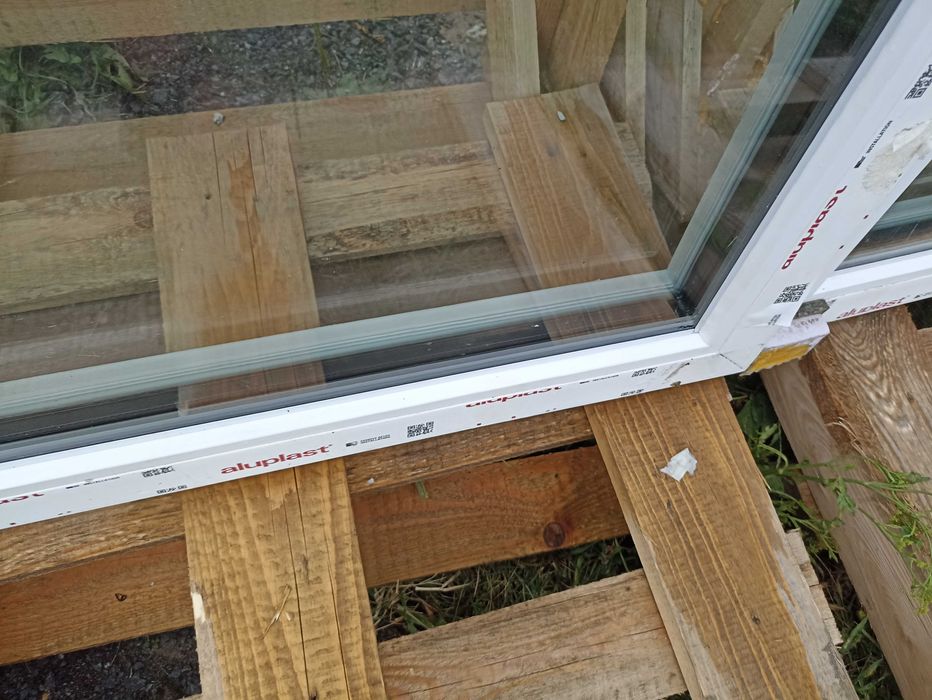 Okna pcv 100/240 trzy szybowe białe