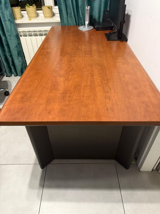 Biurko prezesa masywne