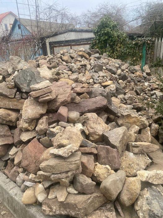 камiнь природний для ландшафту