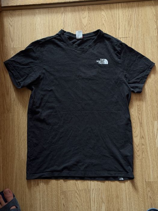 Футболка The North Face