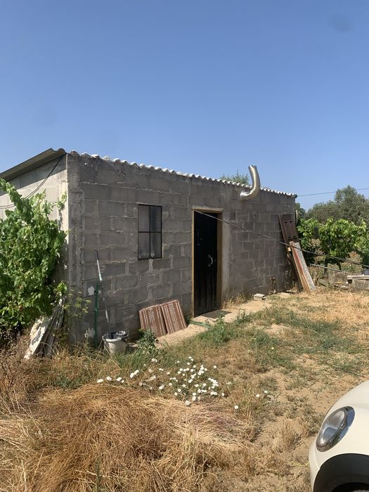 Alugo quintinha rural