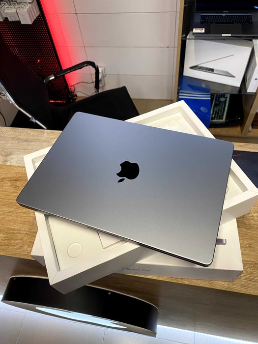 Ноутбук Apple MacBook Pro 14'' M2 Max 32/1TB  Space Gray (MPHG3) 2023