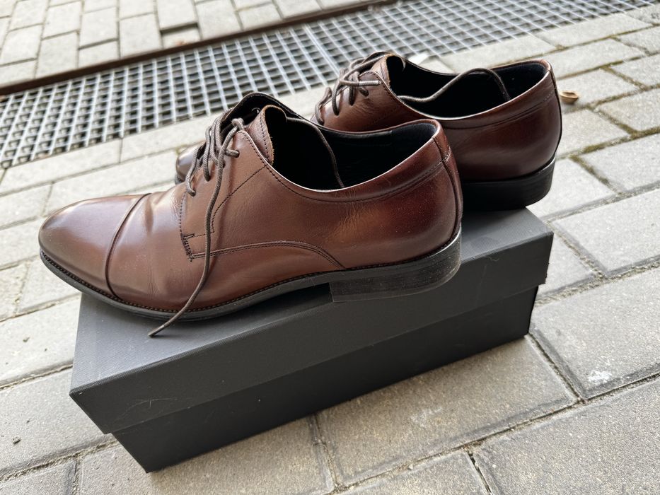 Brązowe skórzane buty męskie