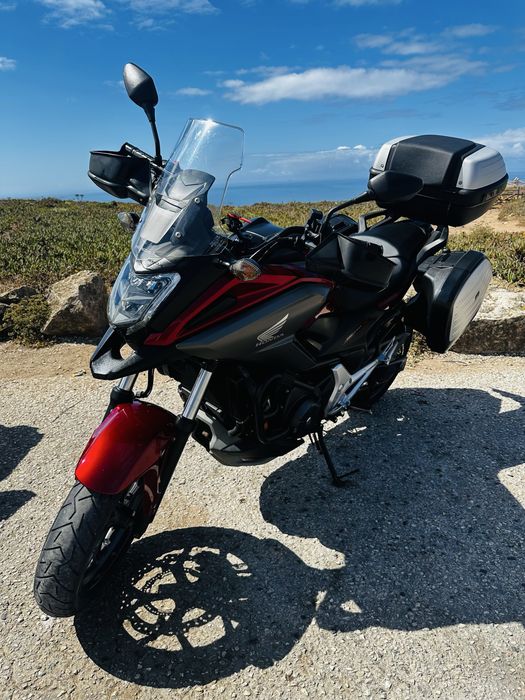Honda NC750x 2019 com malas