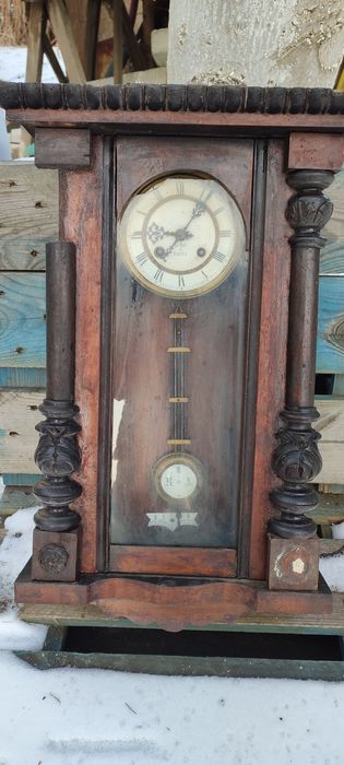 Stary zegar ścienny