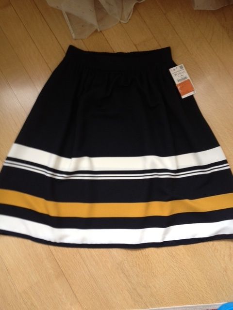 Юбка   Zara Нова