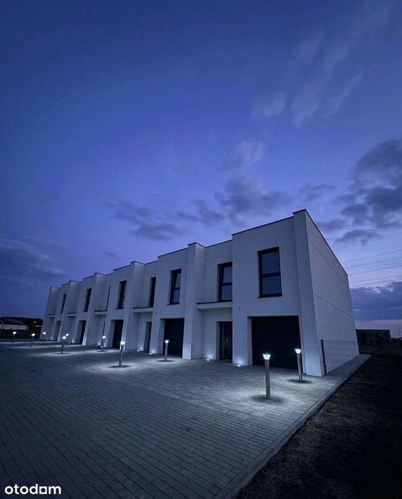 Nowoczesny Design i Premium Jakość Nowy Dom w Zabudowie Szeregowej