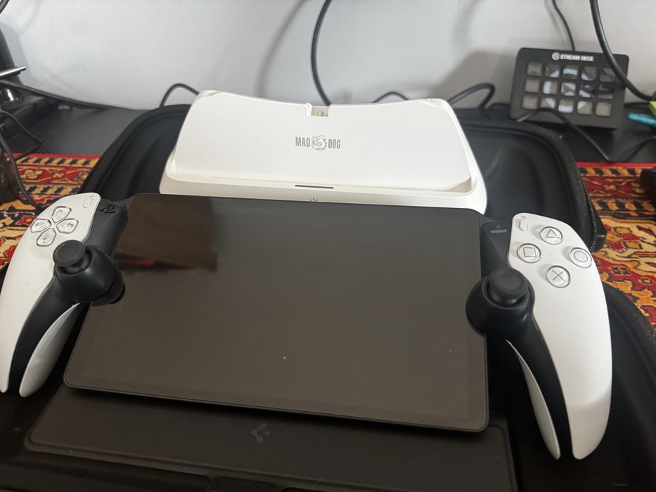 PS Portal playstation portal z ładowarką i etui