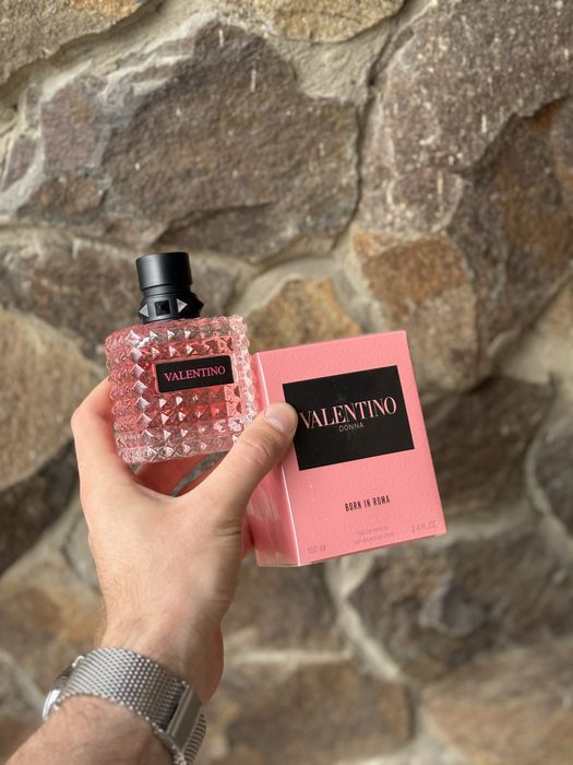 Духи жіночі Valentino Donna Born In Roma. Валентіно Донна