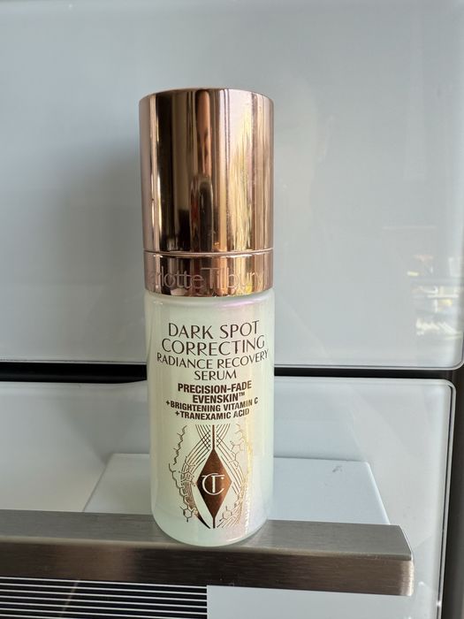 Charlotte Tilbury serum rozjaśniające na przebarwienia 30 ml – NOWE