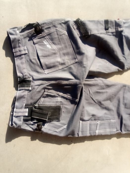 Mocne spodnie robocze nowe