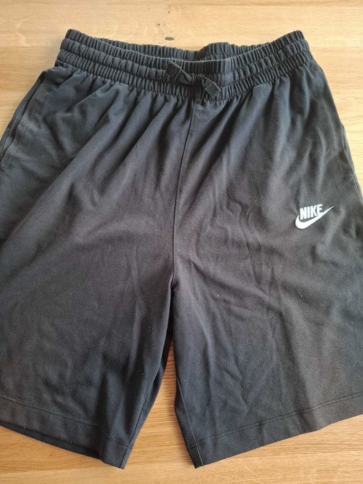 Spodenki dla chłopca firmy Nike 158-170 cm XL