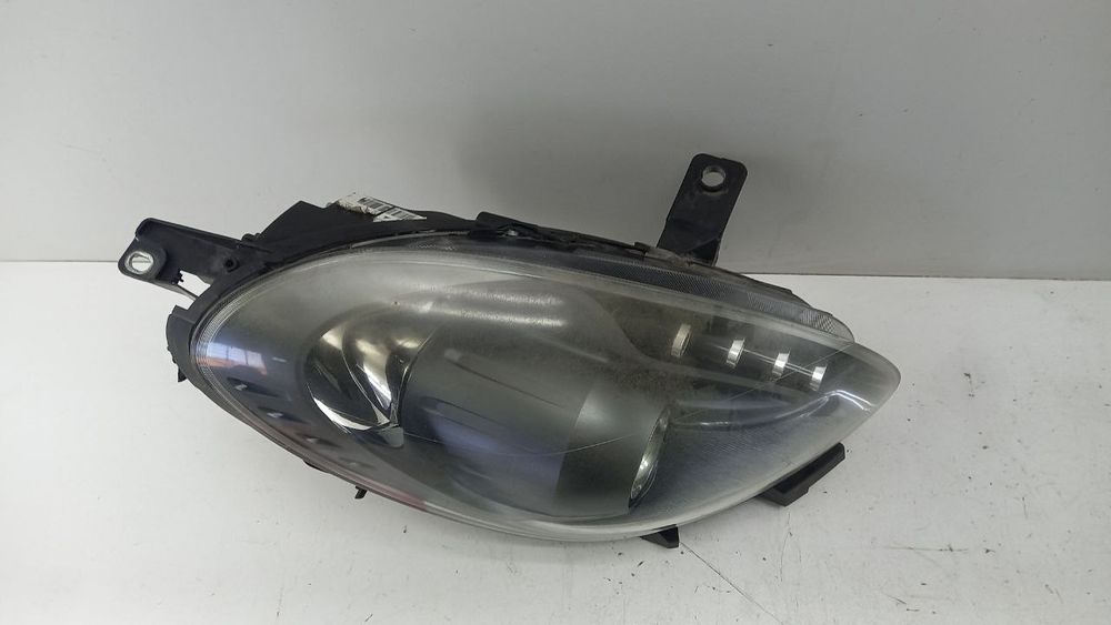 Фара правая Alfa Romeo Giulietta 2011 50520229