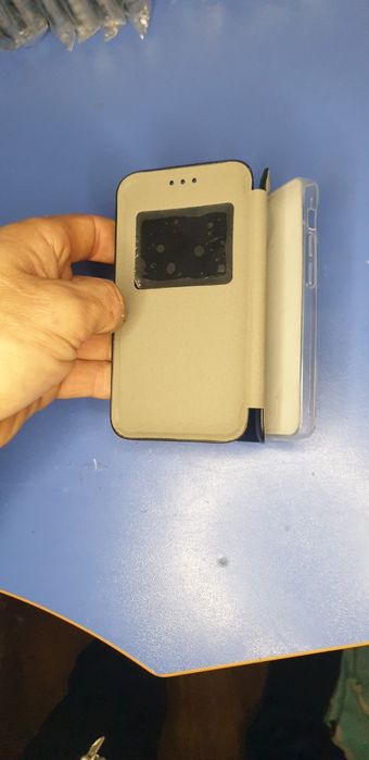 Продам чохол на iPhone 12 / 2шт.   5.4 дюйма