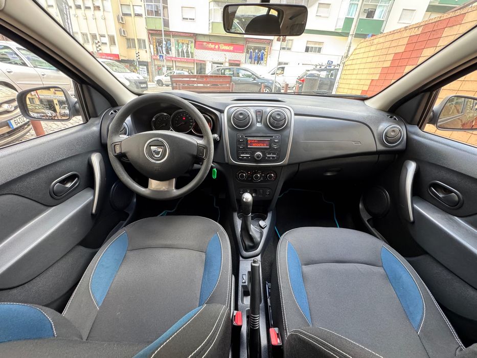 Dacia Sandero 0.9 TCe - Nacional - 18 Meses de Garantia