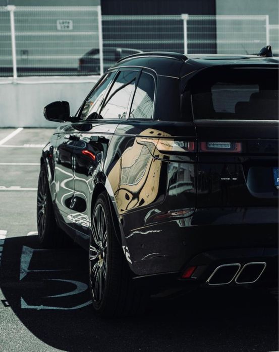 Rajge Rover Velar 2.0 R-Dynamic D240