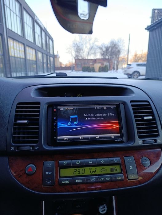 Срочно продам TOYOTA CAMRY 3.0 газ/бензин