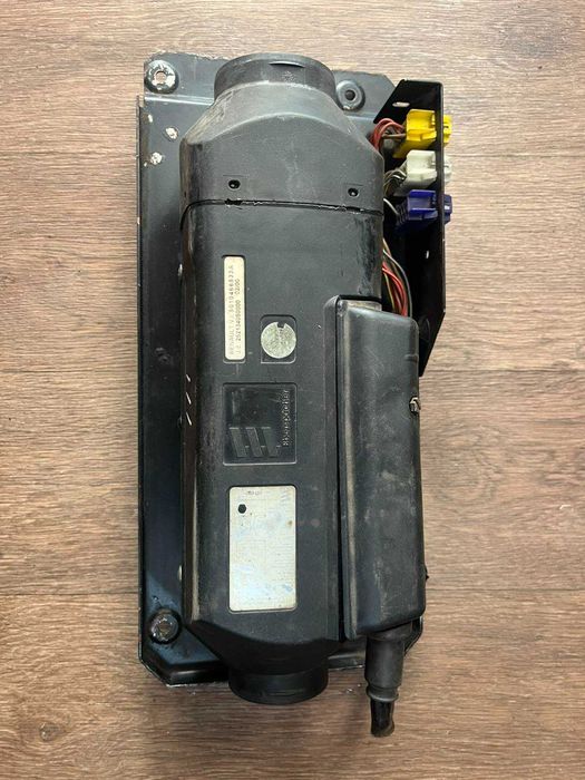 Автономний обігрівач EBERSPACHER D1LC compakt 1.8 KW  5010466533